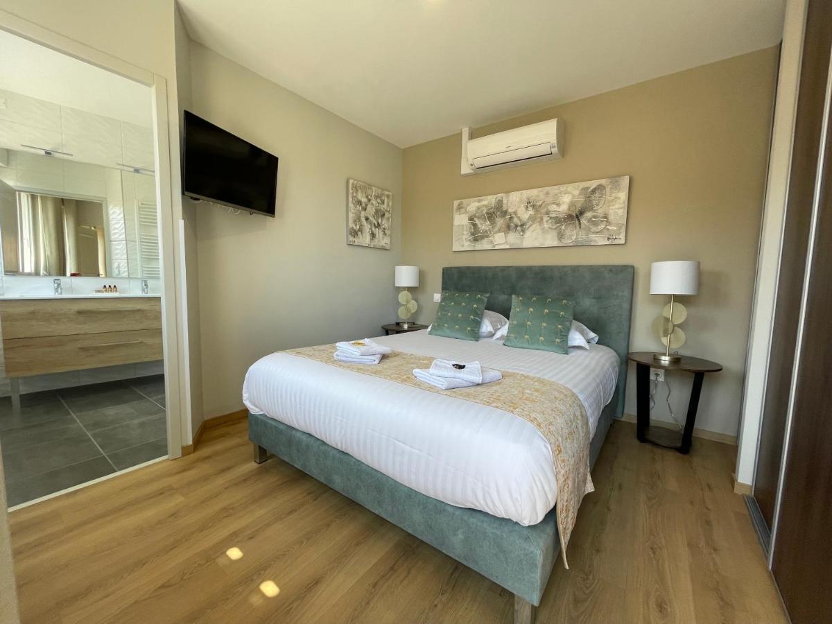 Yves Saint Laurent/ Coco Chanel Appartement Albi